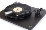 Tocadiscos Rega Planar 1 Carbon MM negro mate